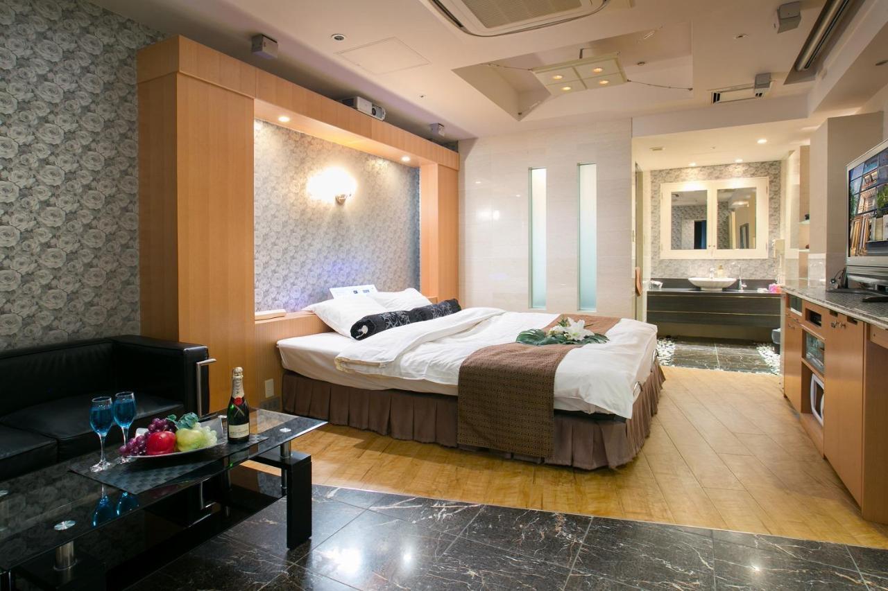 Axis -アクシス- (adults Only) รักโรงแรม